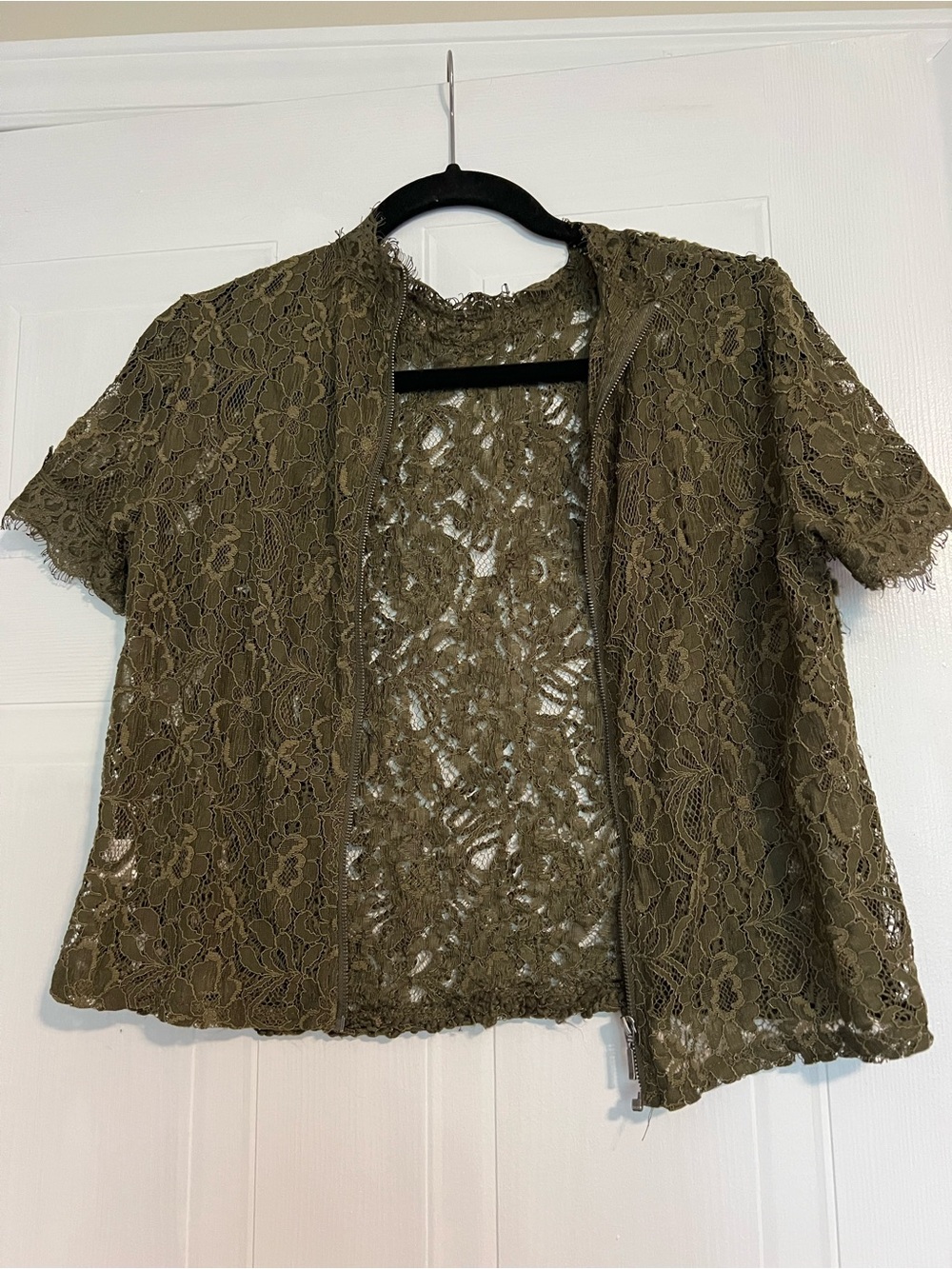 Lace Short Sleeve Zip-Back Top - Olive